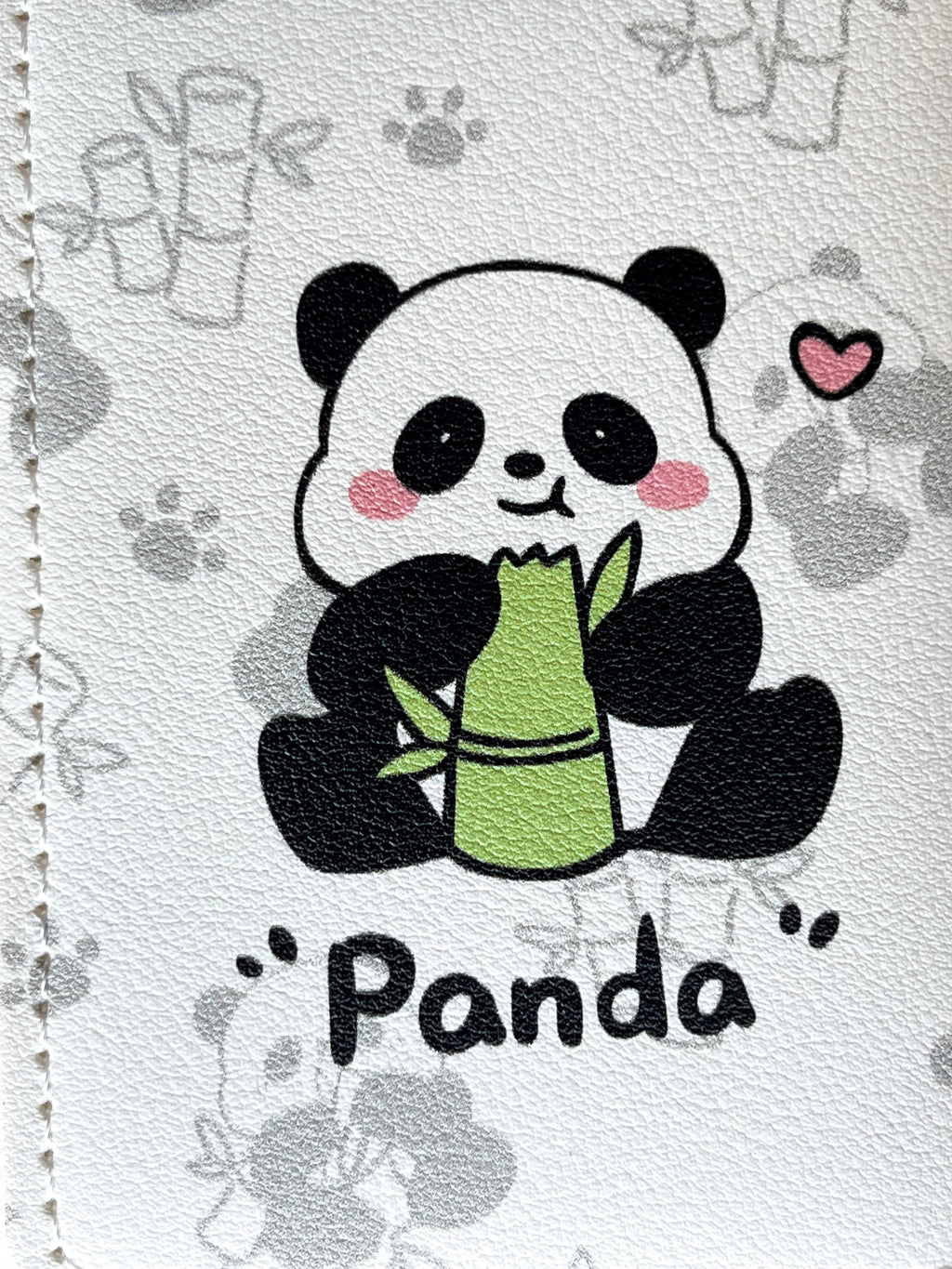 Porte-cartes 12 cartes de crédit ou de fidélité environ format poche couverture simili cuir, Petit Panda adore les bambous